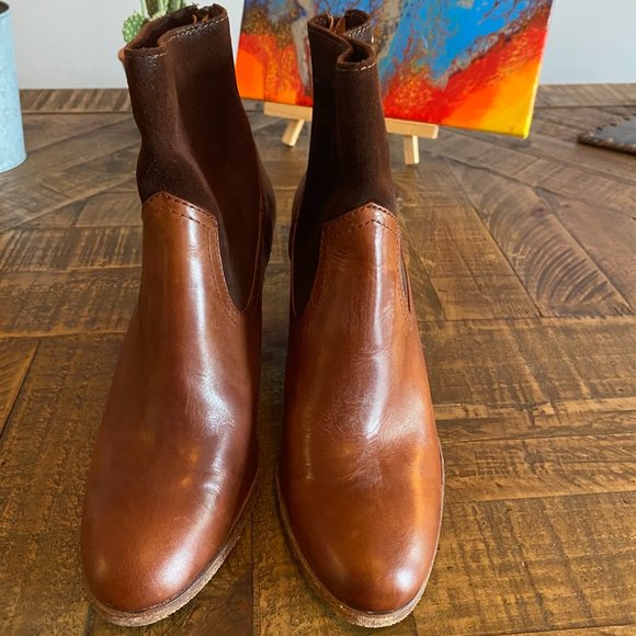 Frye Ankle Bootie Zip-Up Back | Never Been Worn - Picture 3 of 5